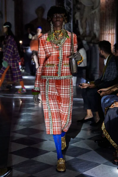 Look 21